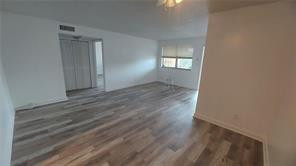 COURTYARDS AT CIMARRON CONDO - Residential
