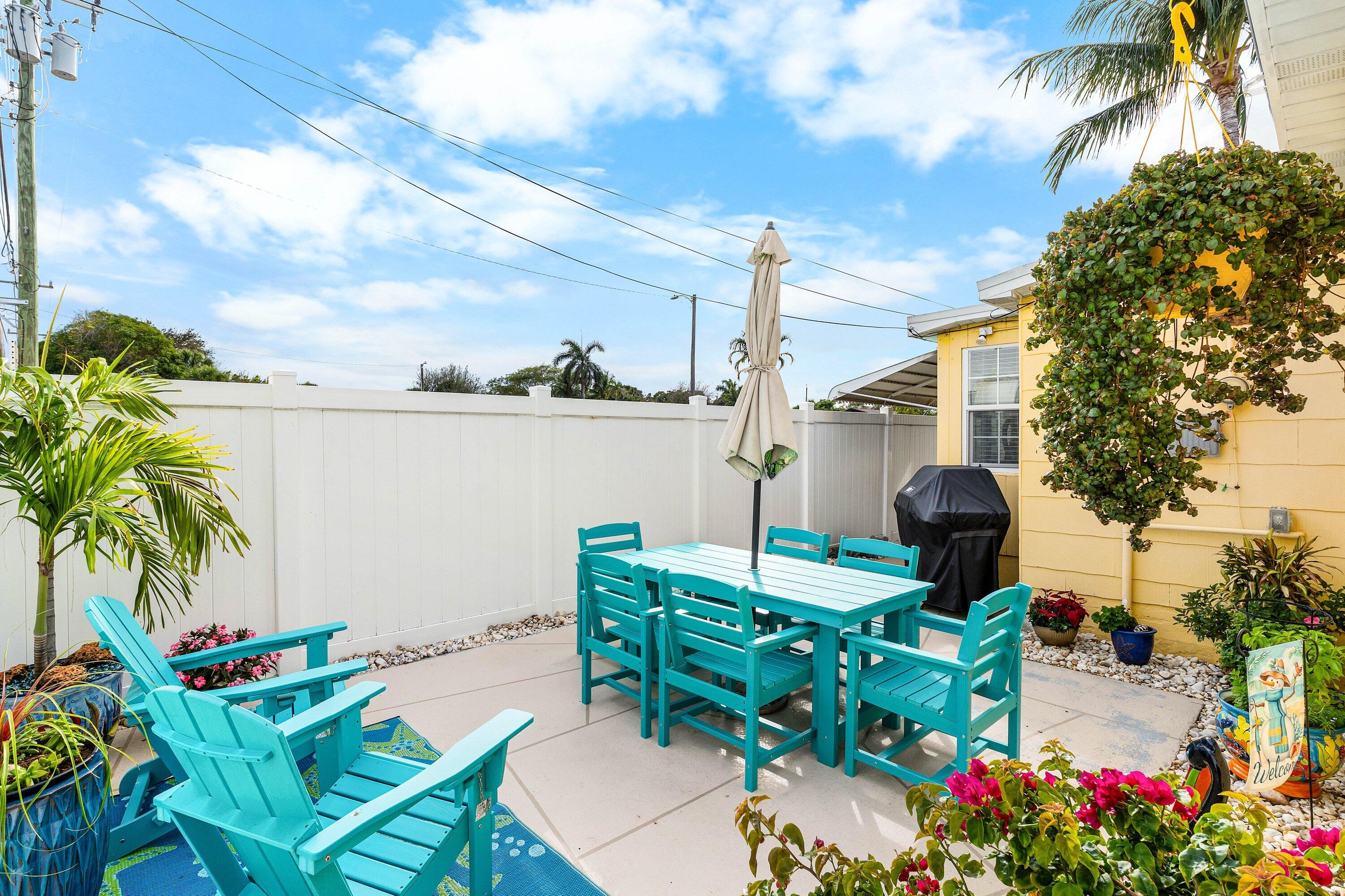 LAKE WORTH TOWN OF - Residential