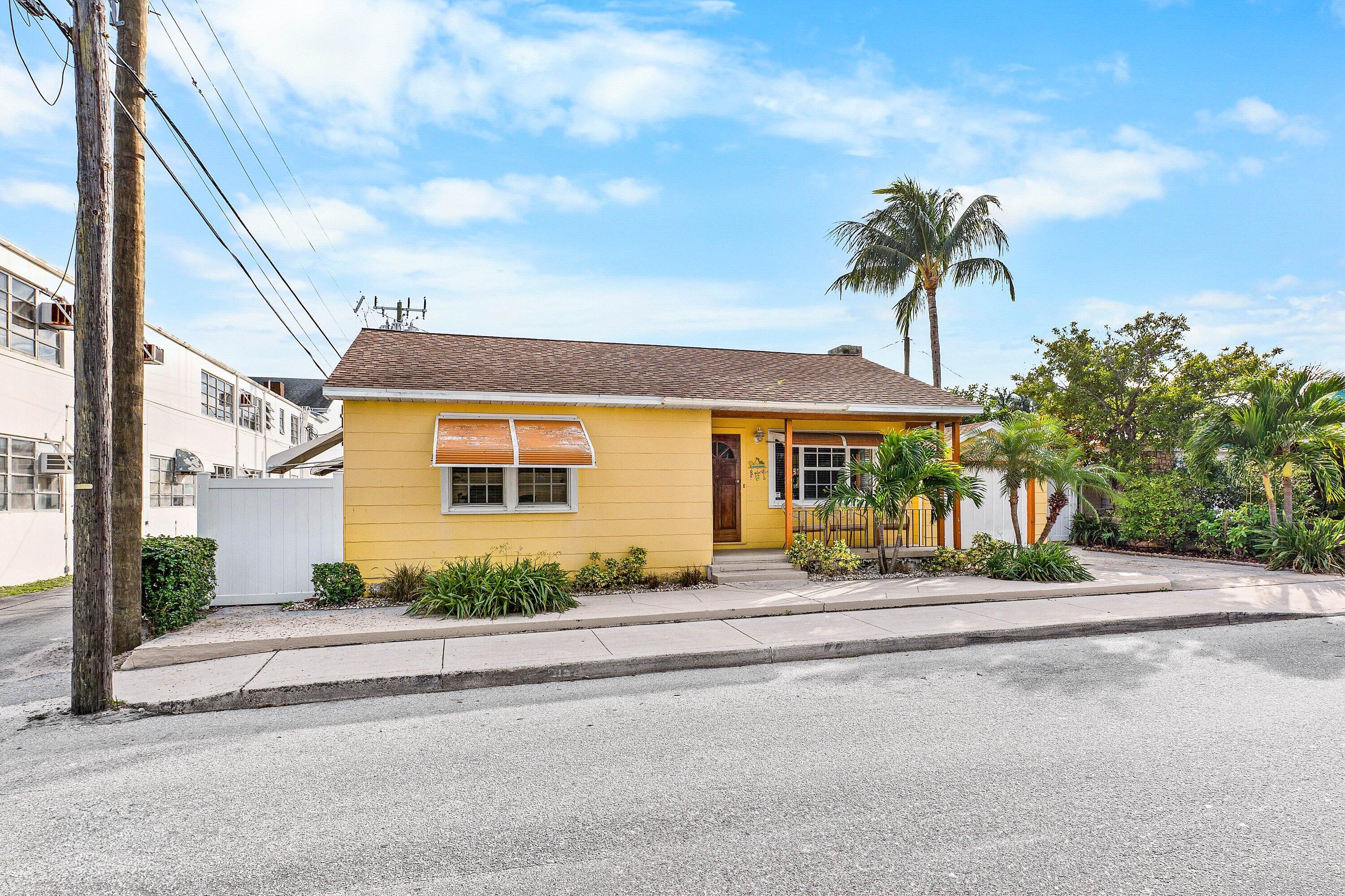 LAKE WORTH TOWN OF - Residential