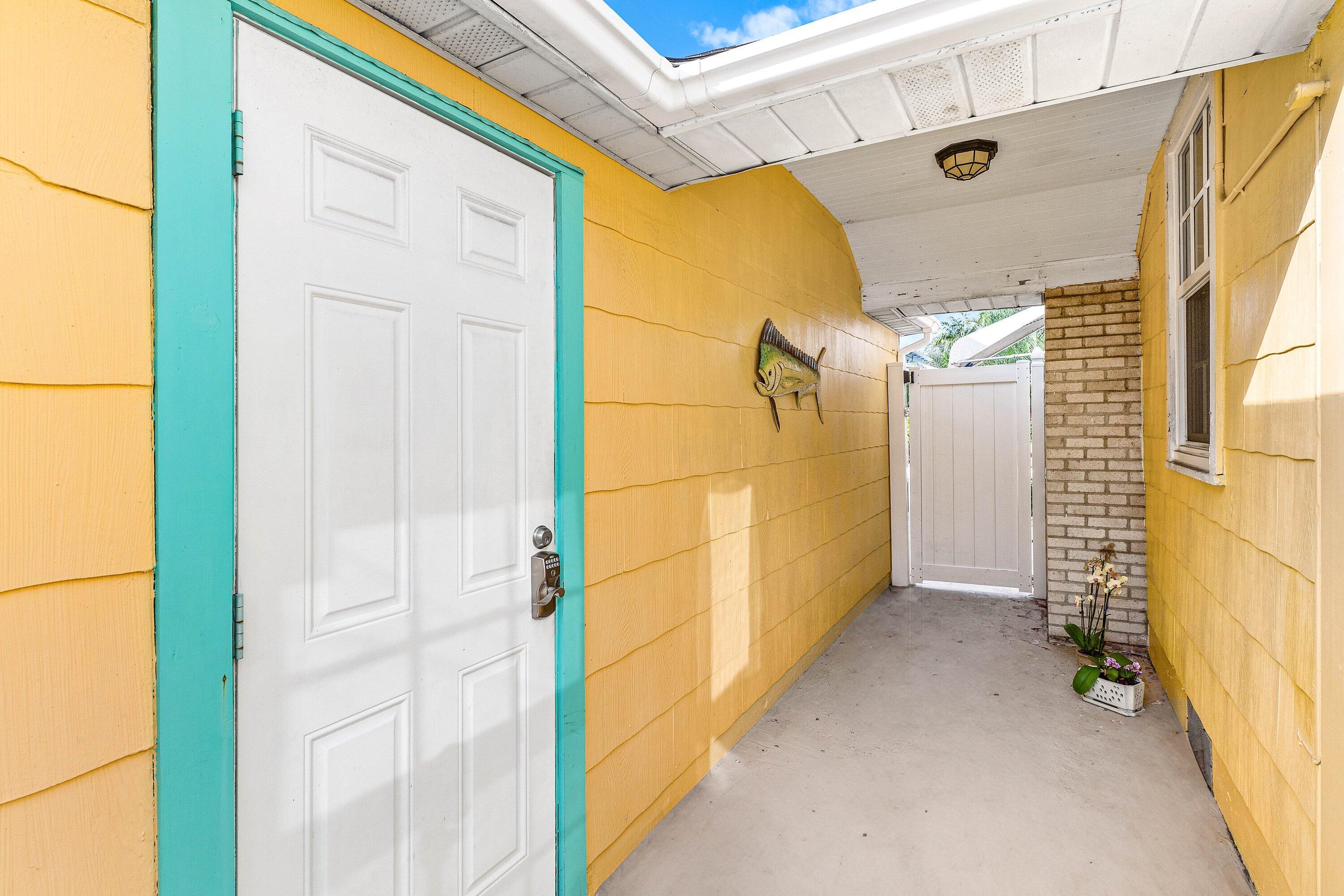 LAKE WORTH TOWN OF - Residential