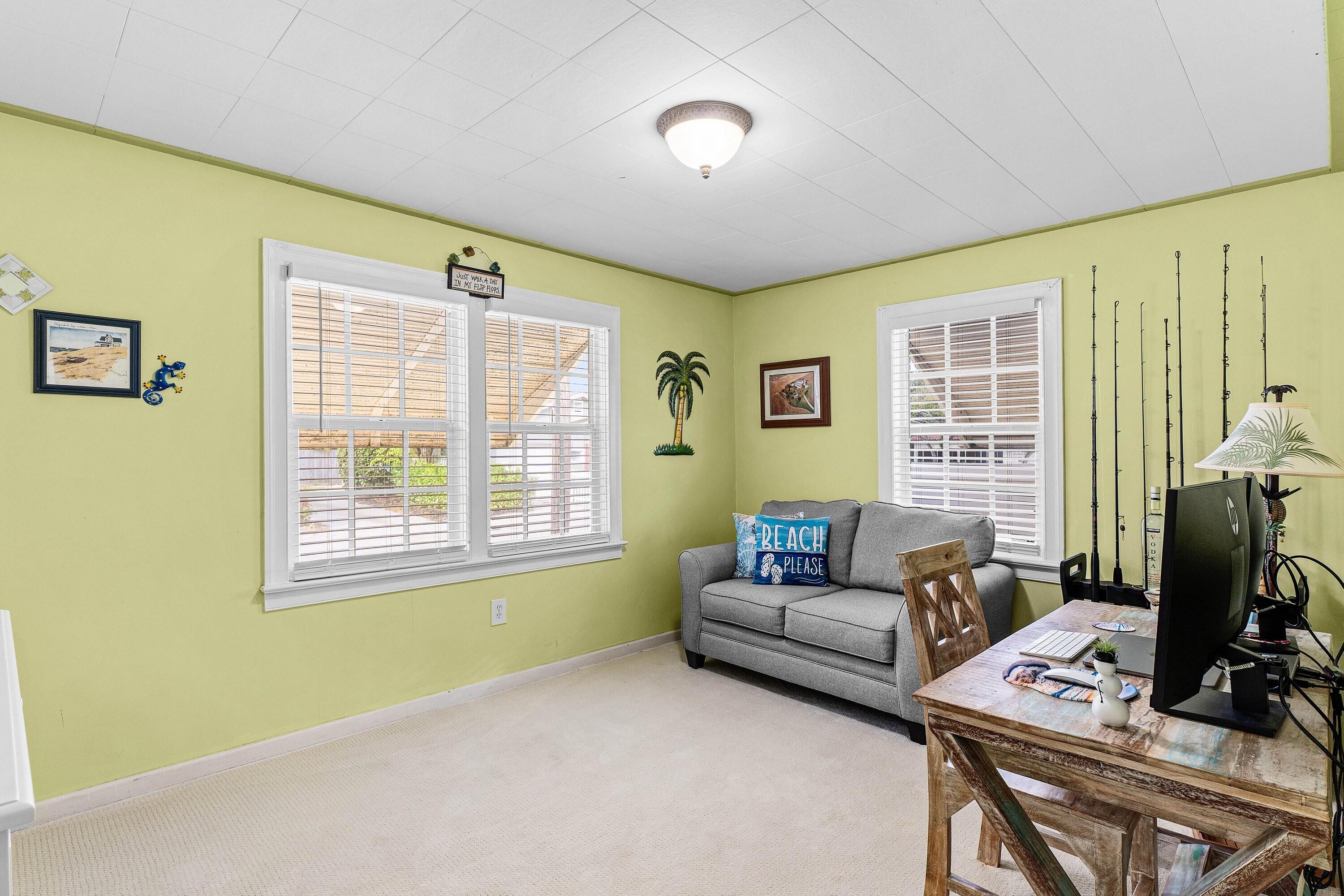 LAKE WORTH TOWN OF - Residential