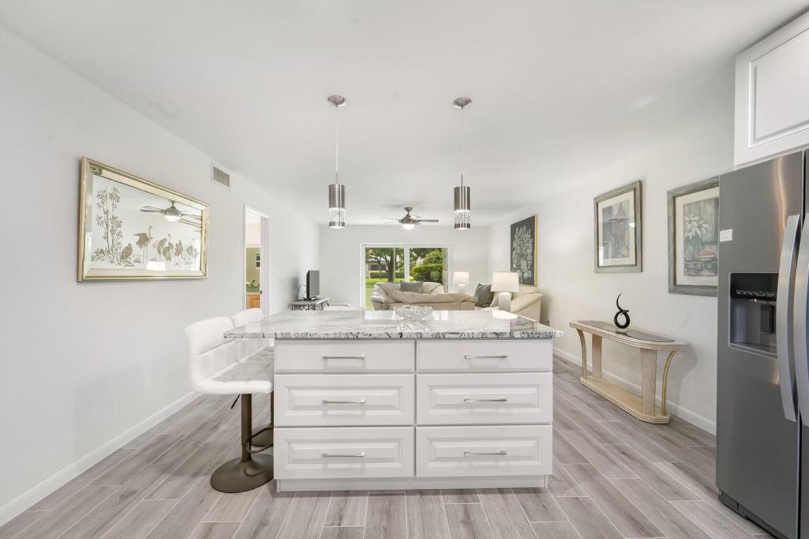 VILLAS ON THE GREEN CONDO - Residential Lease