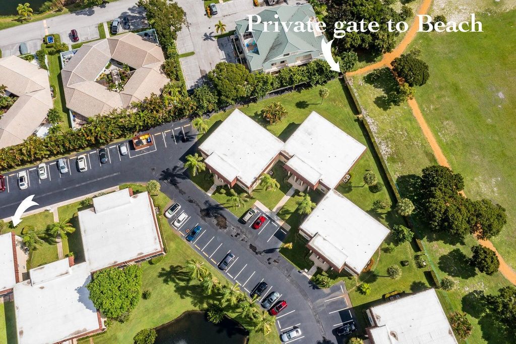 Photo of 717 S Us Highway 1 #505, Jupiter, FL 33477 (MLS # R11090371)