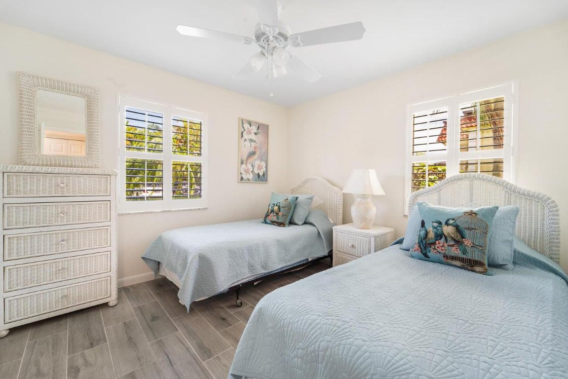 VILLAS ON THE GREEN CONDO - Residential Lease