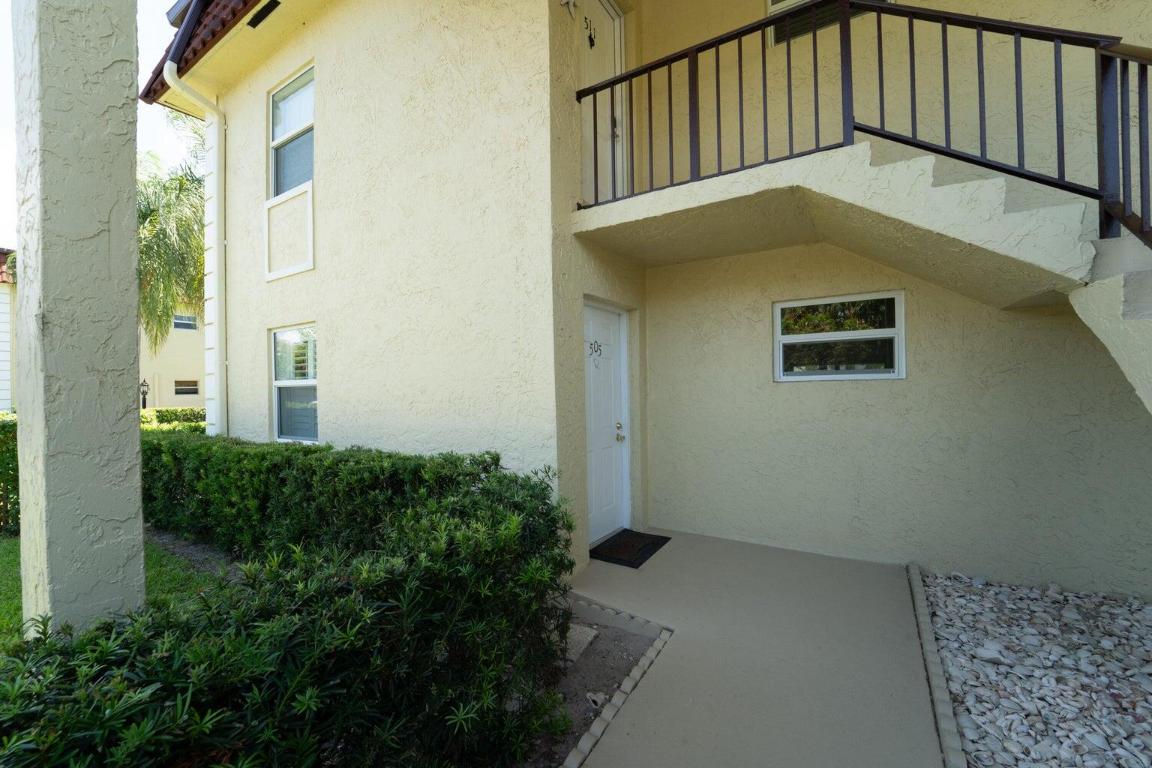 VILLAS ON THE GREEN CONDO - Residential Lease