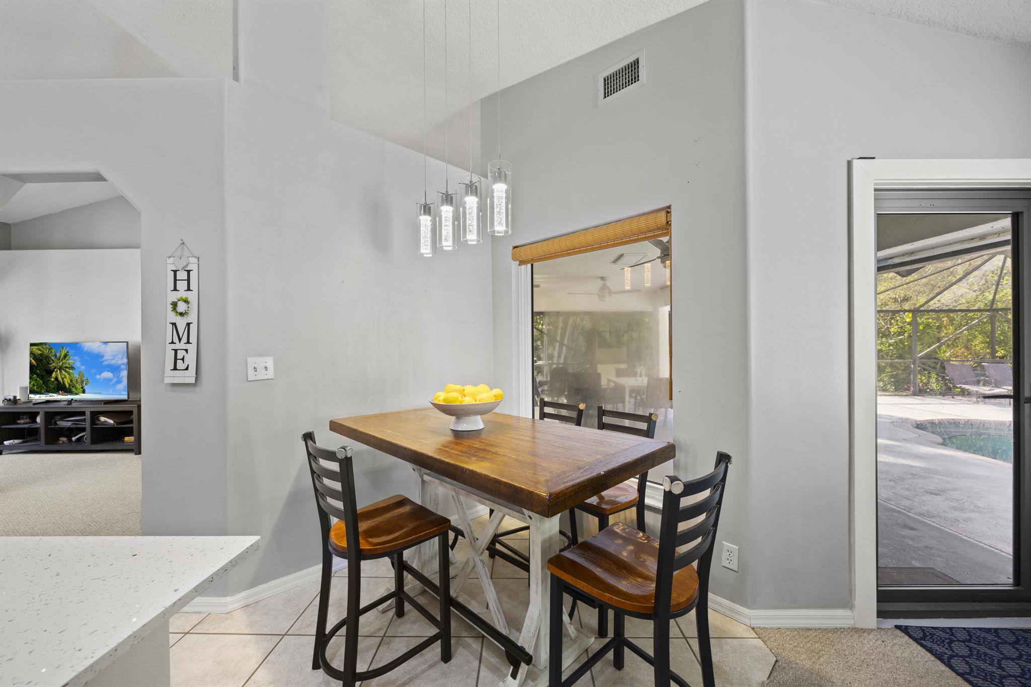 24-42-40~ S 243.6 FT OF N - Residential