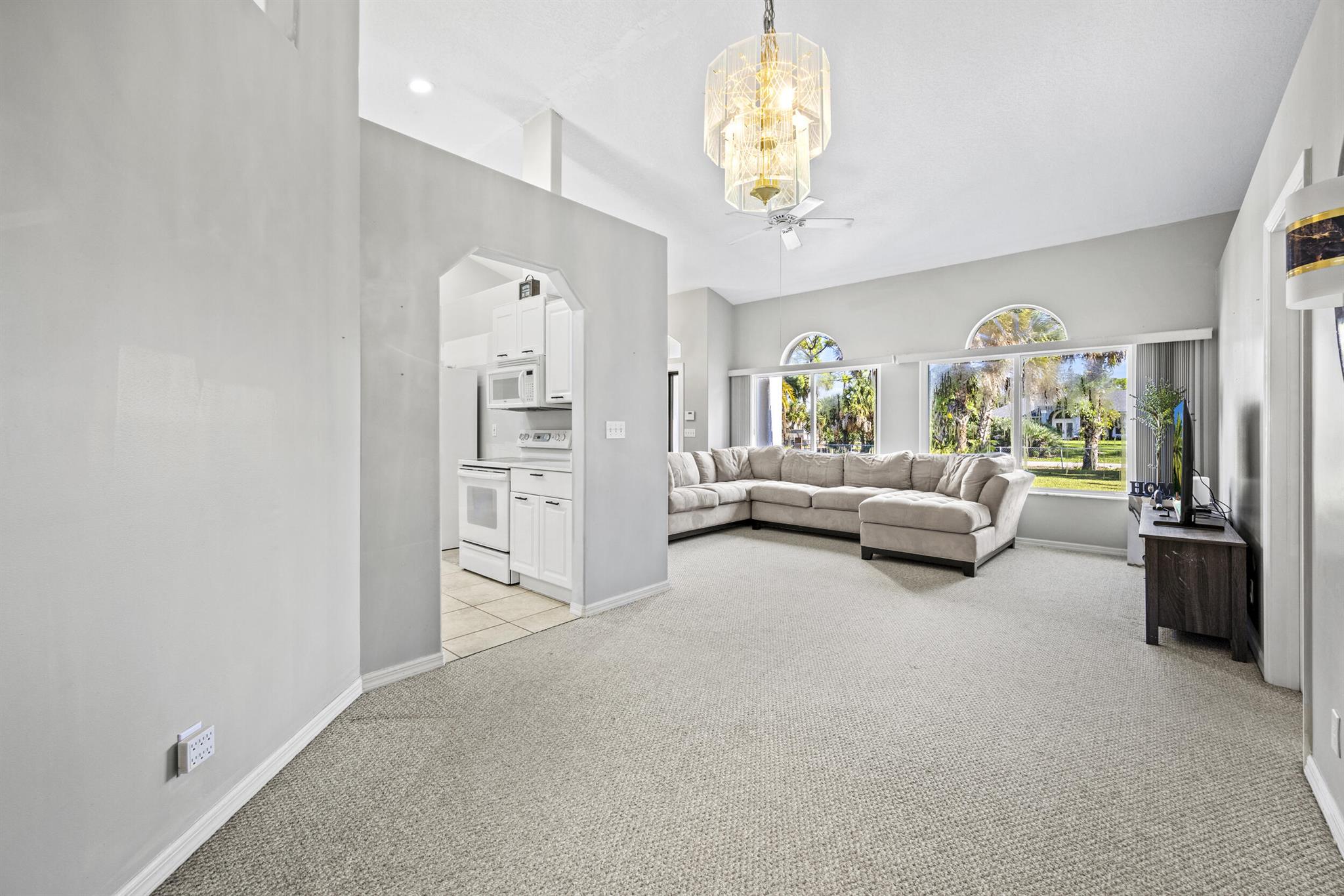 24-42-40~ S 243.6 FT OF N - Residential