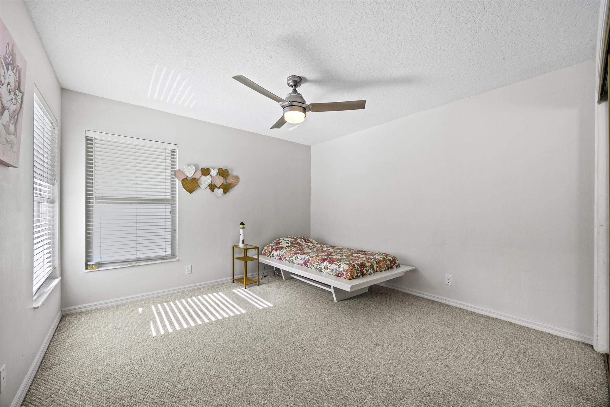 24-42-40~ S 243.6 FT OF N - Residential