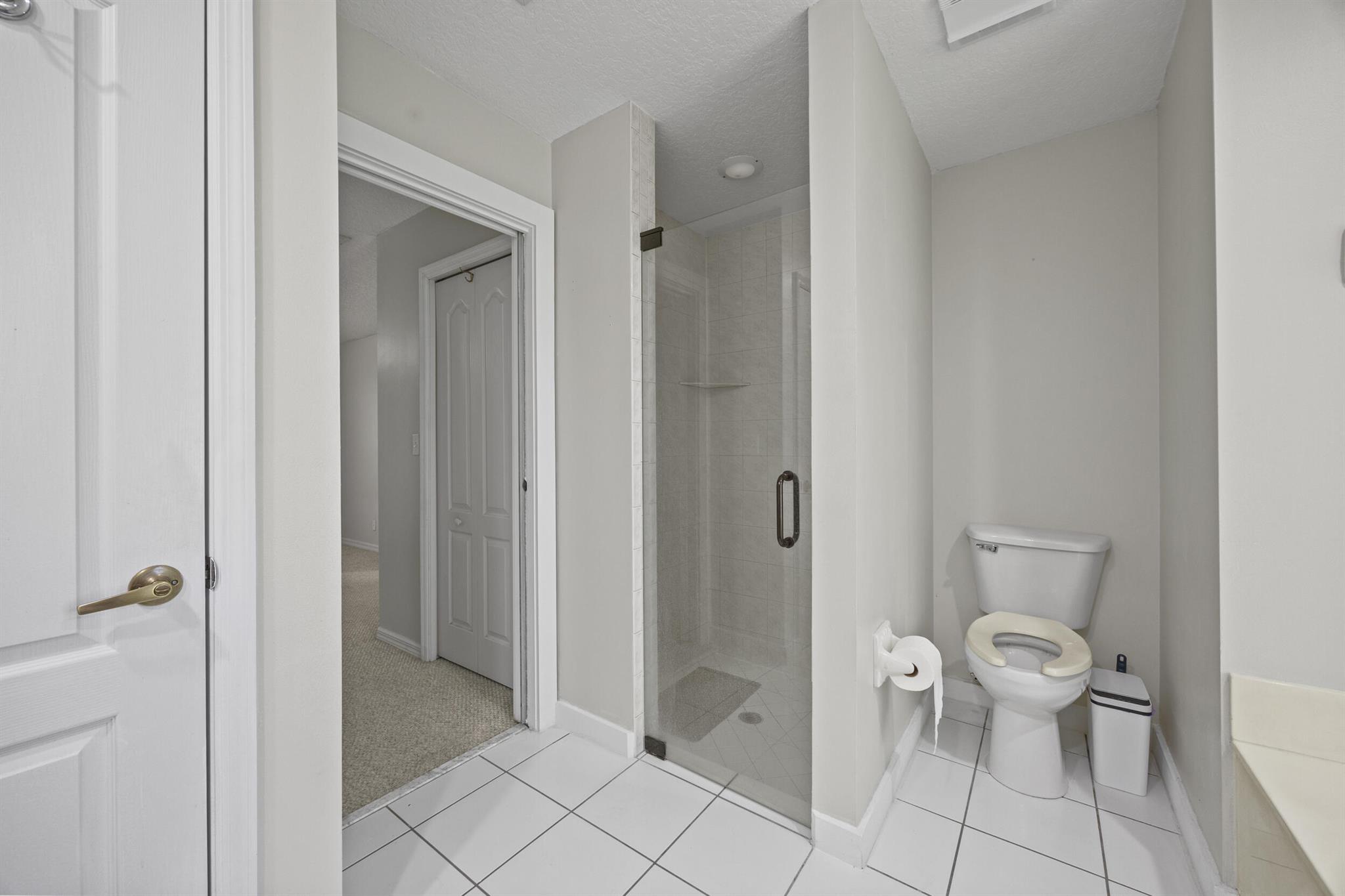 24-42-40~ S 243.6 FT OF N - Residential