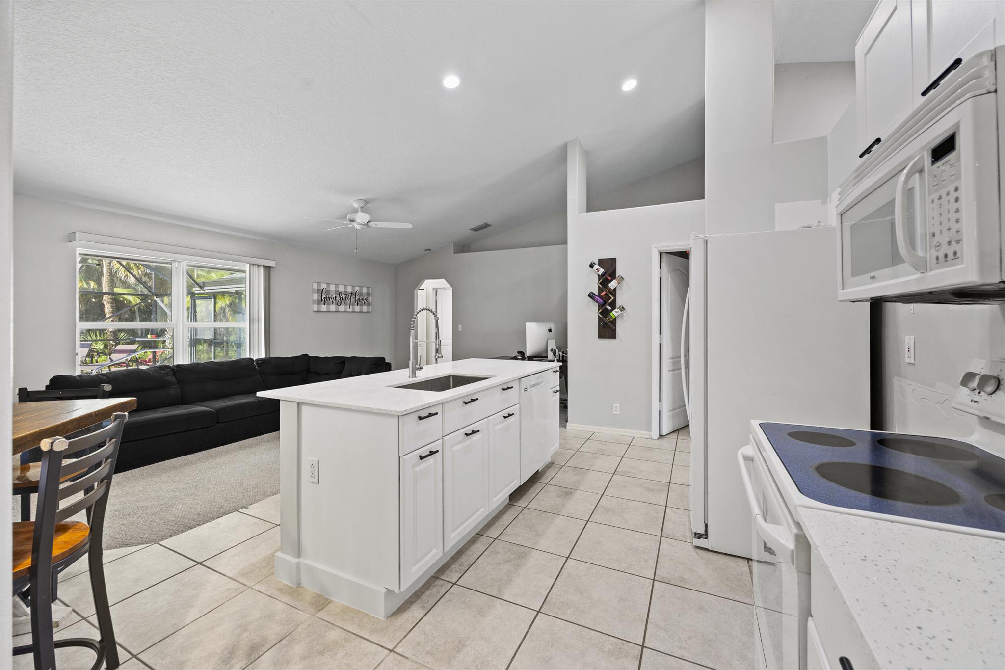 24-42-40~ S 243.6 FT OF N - Residential