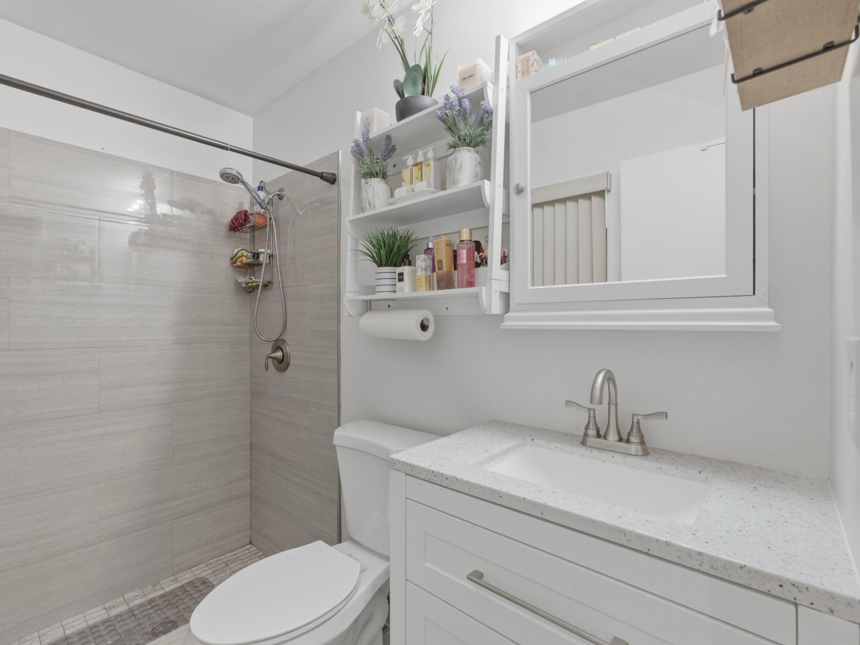 BUTTONWOOD 2 - Residential