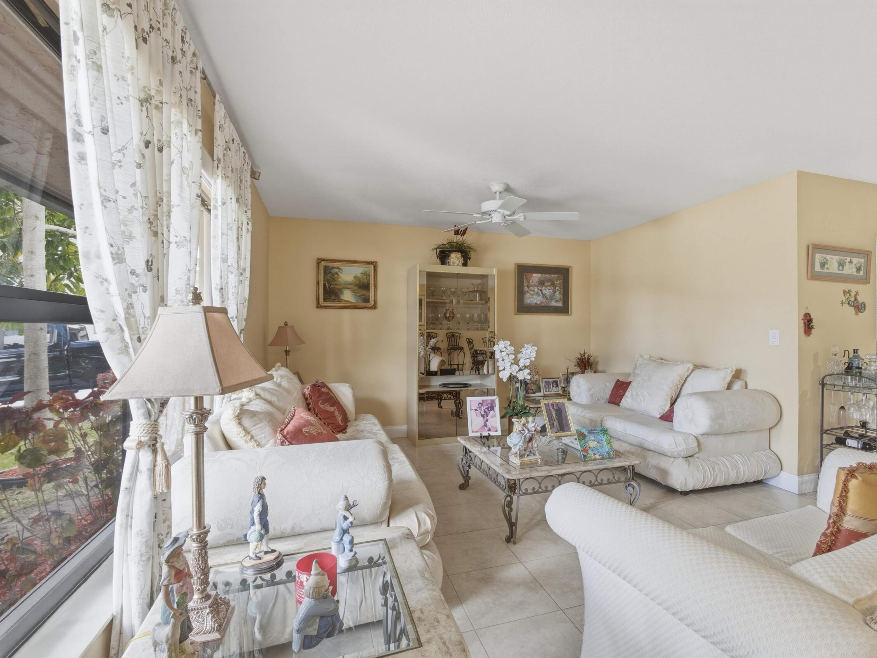 BUTTONWOOD 2 - Residential