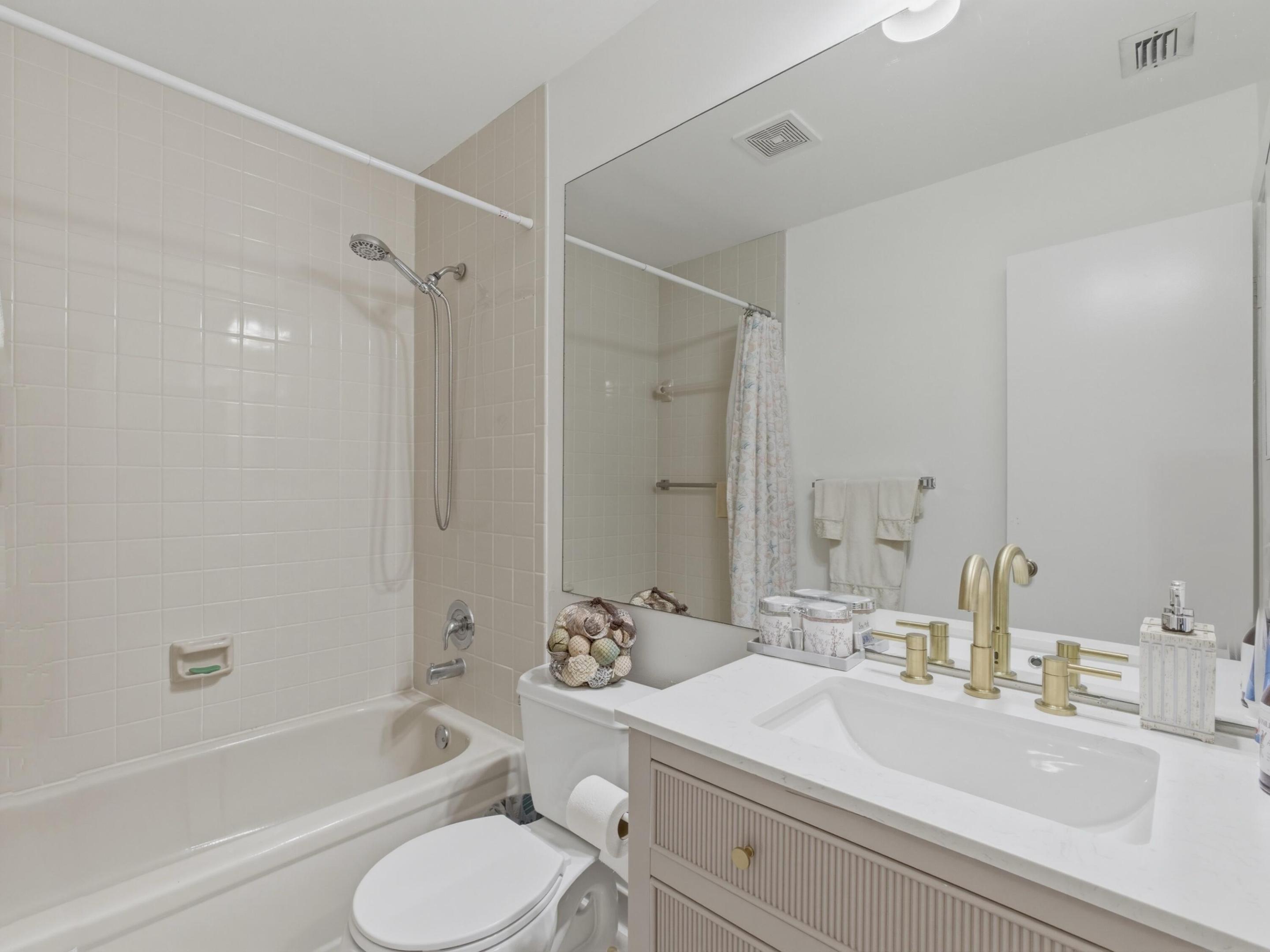 BUTTONWOOD 2 - Residential