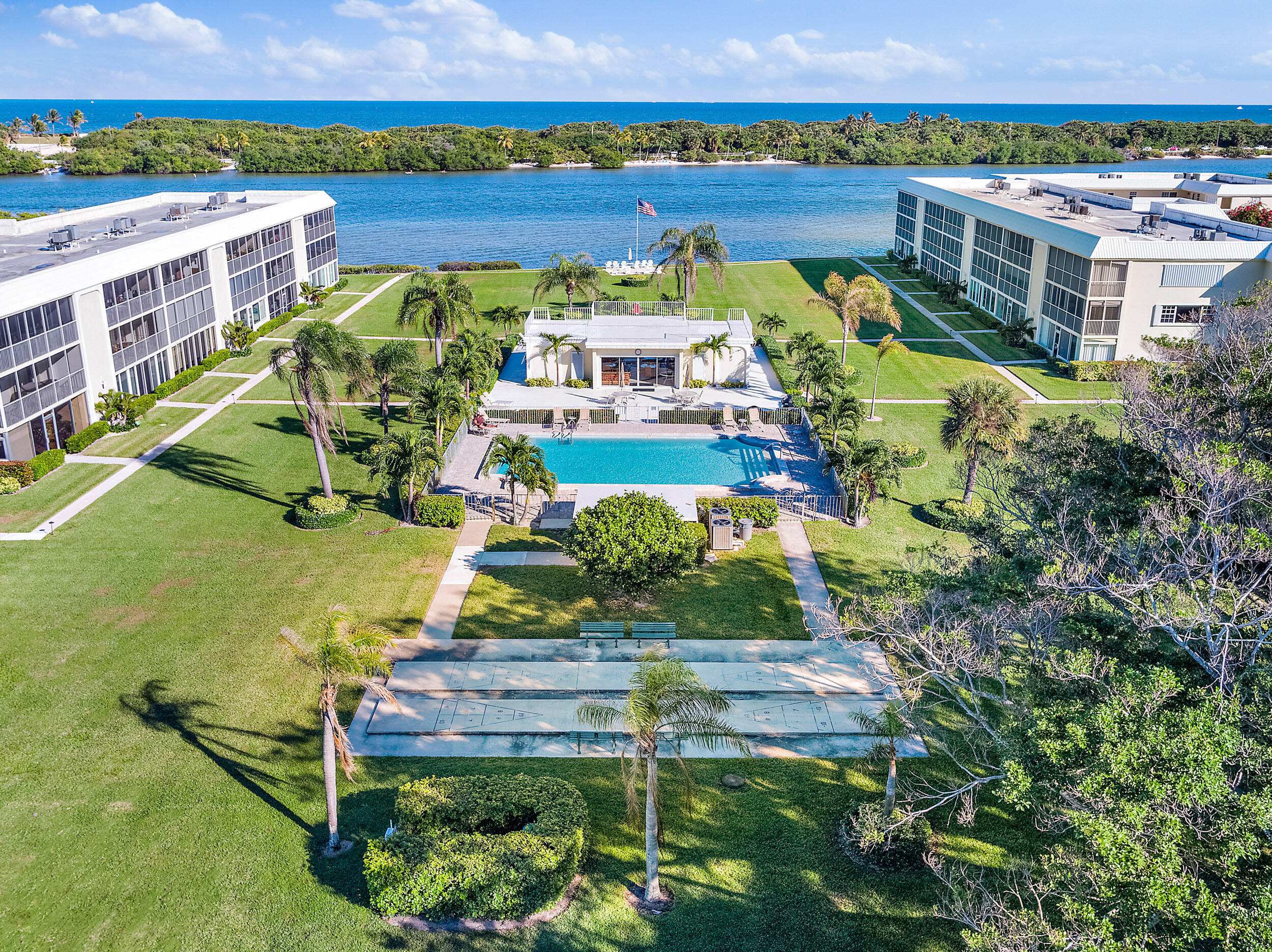 WATERWAY BEACH CONDOS - Residential