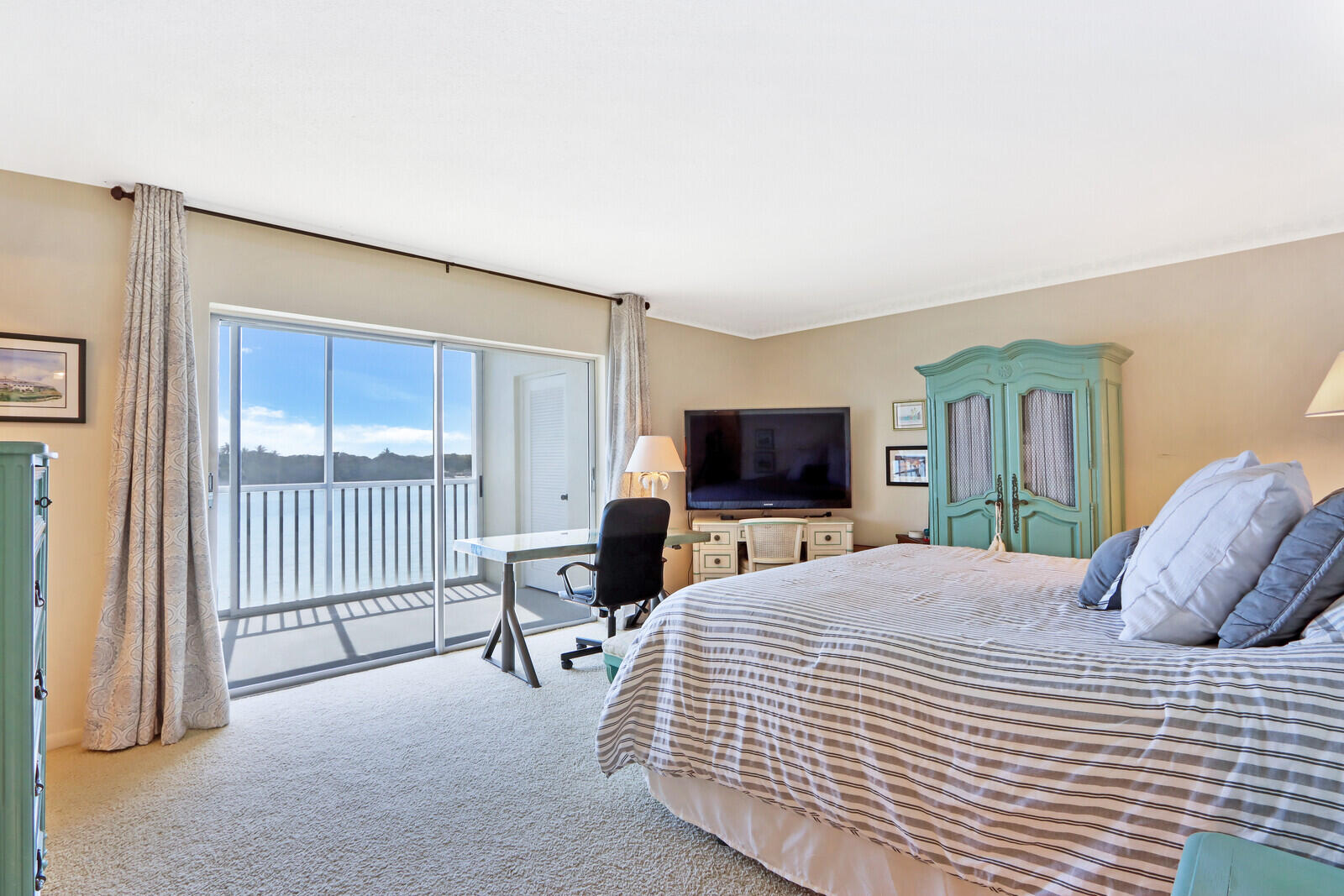 WATERWAY BEACH CONDOS - Residential