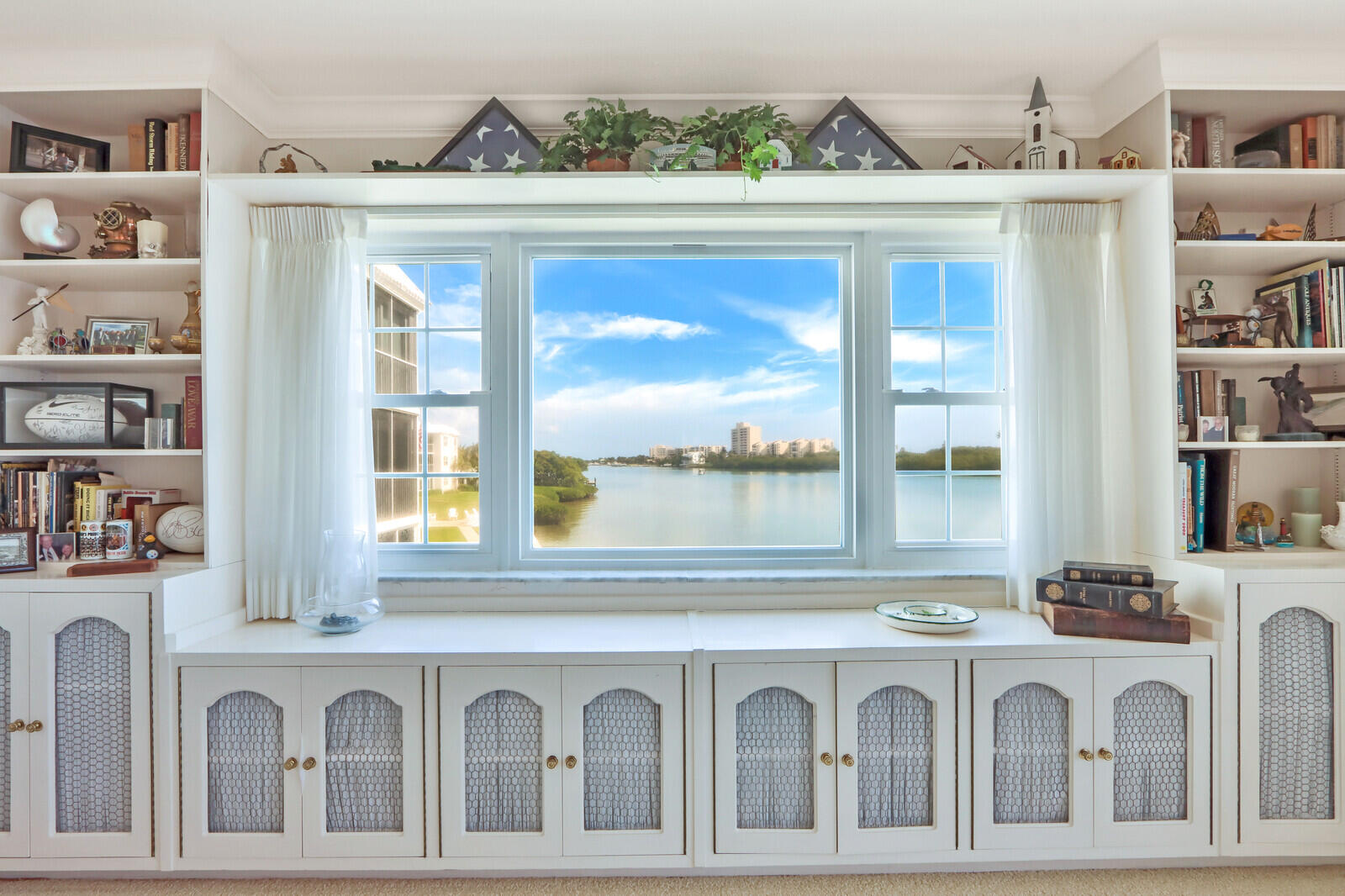 WATERWAY BEACH CONDOS - Residential