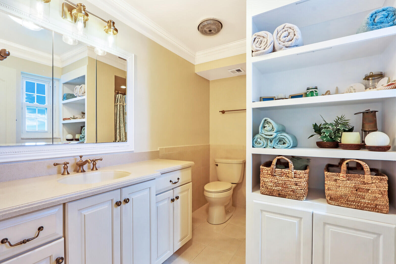 WATERWAY BEACH CONDOS - Residential