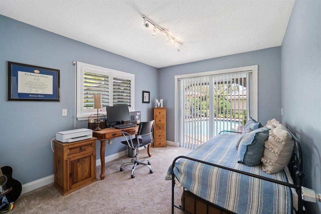 PINELANDS NORTH - Residential