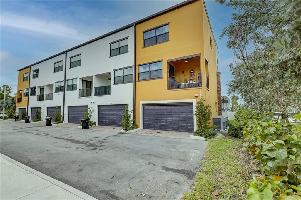 The Park at Middle River - Residential