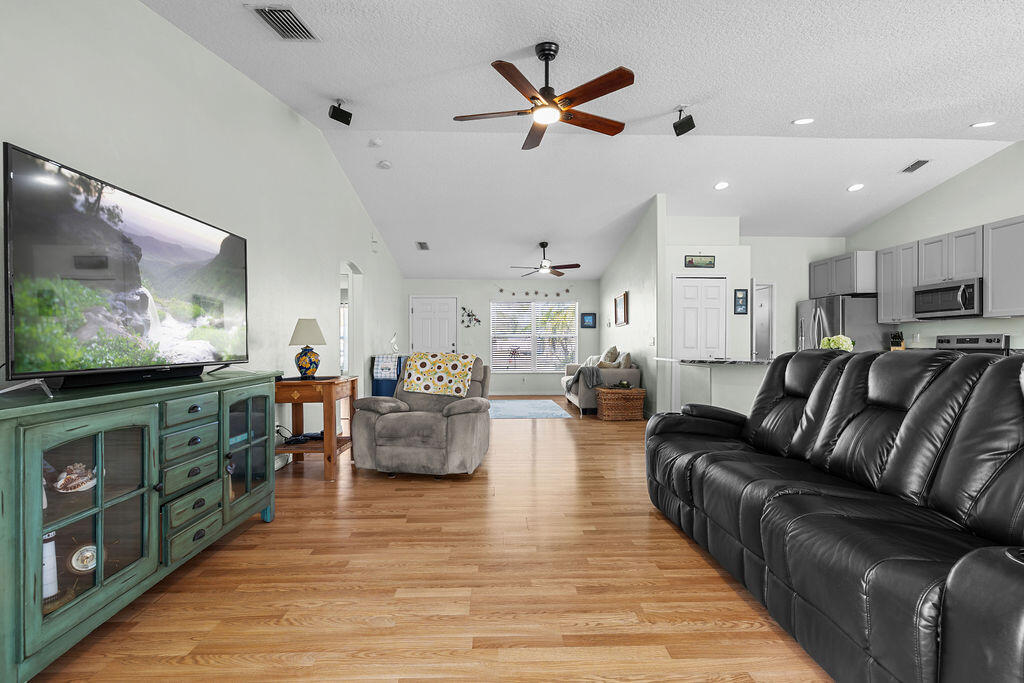 PORT ST LUCIE - Residential