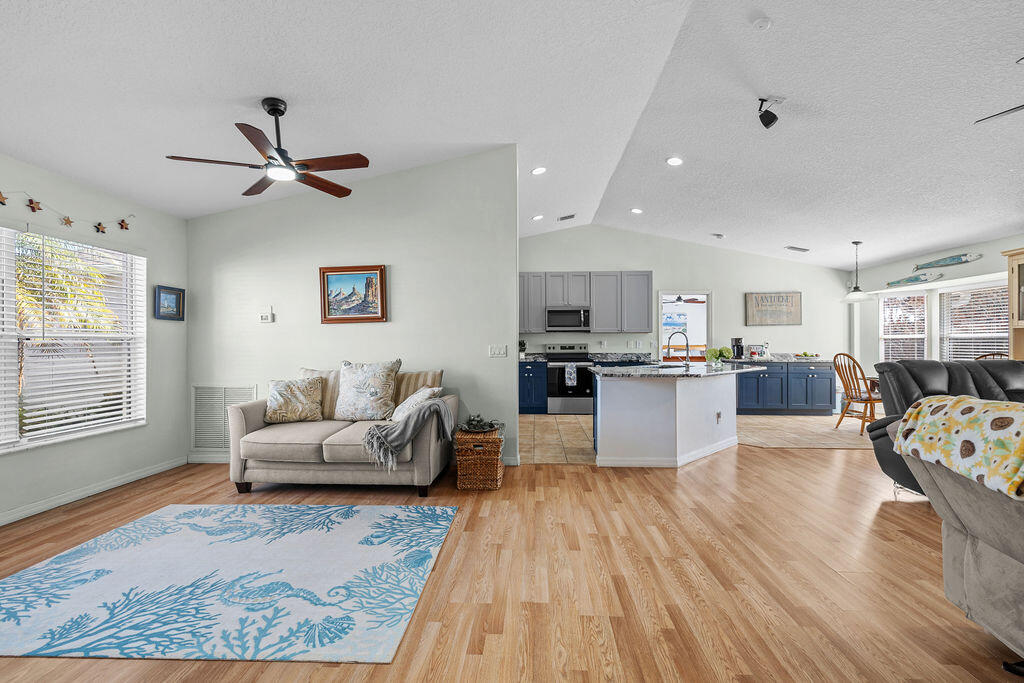 PORT ST LUCIE - Residential