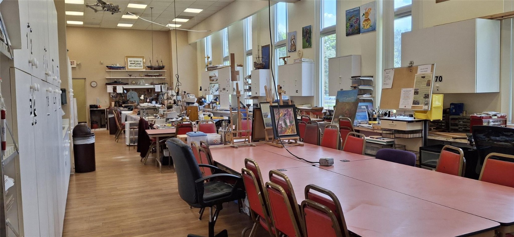 ASHMONT KINGS POINT - Residential