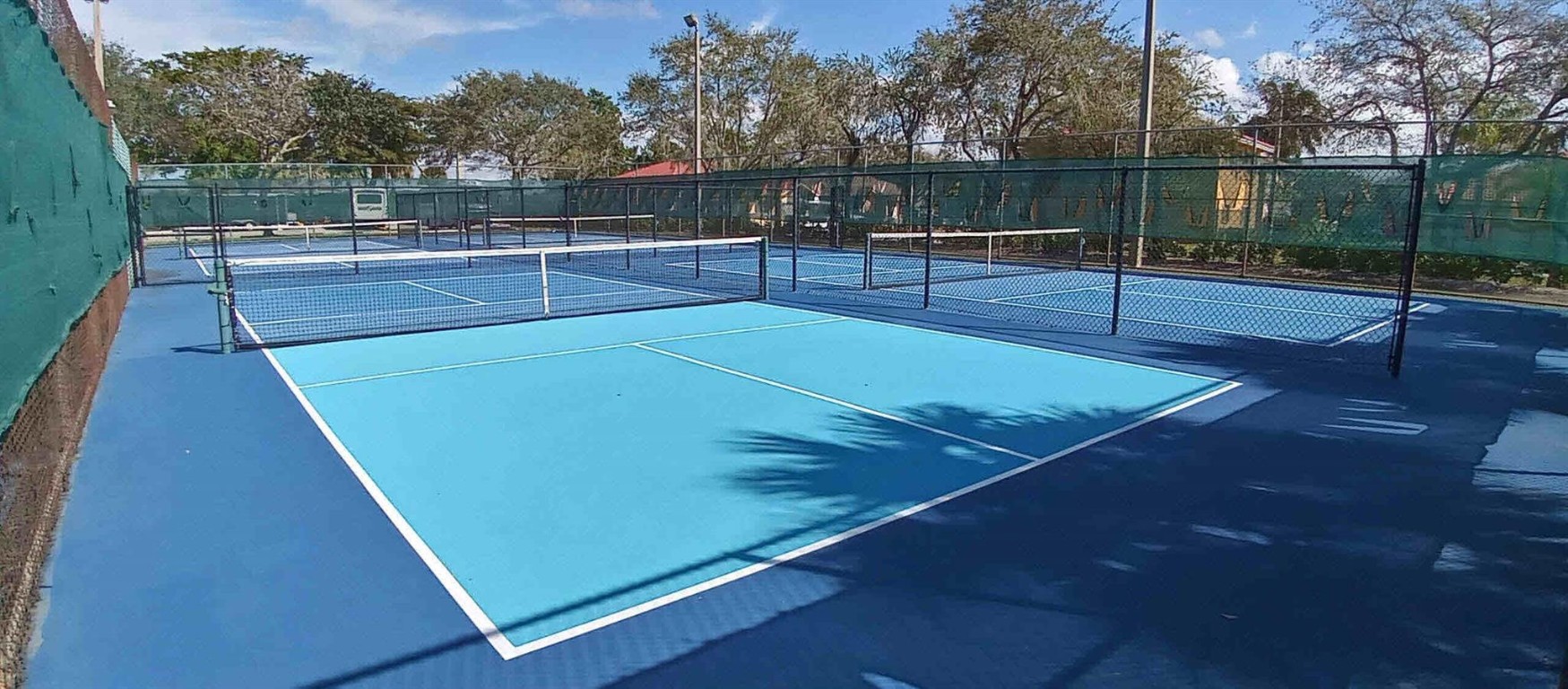 ASHMONT KINGS POINT - Residential