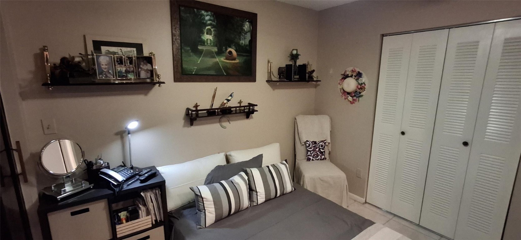 ASHMONT KINGS POINT - Residential