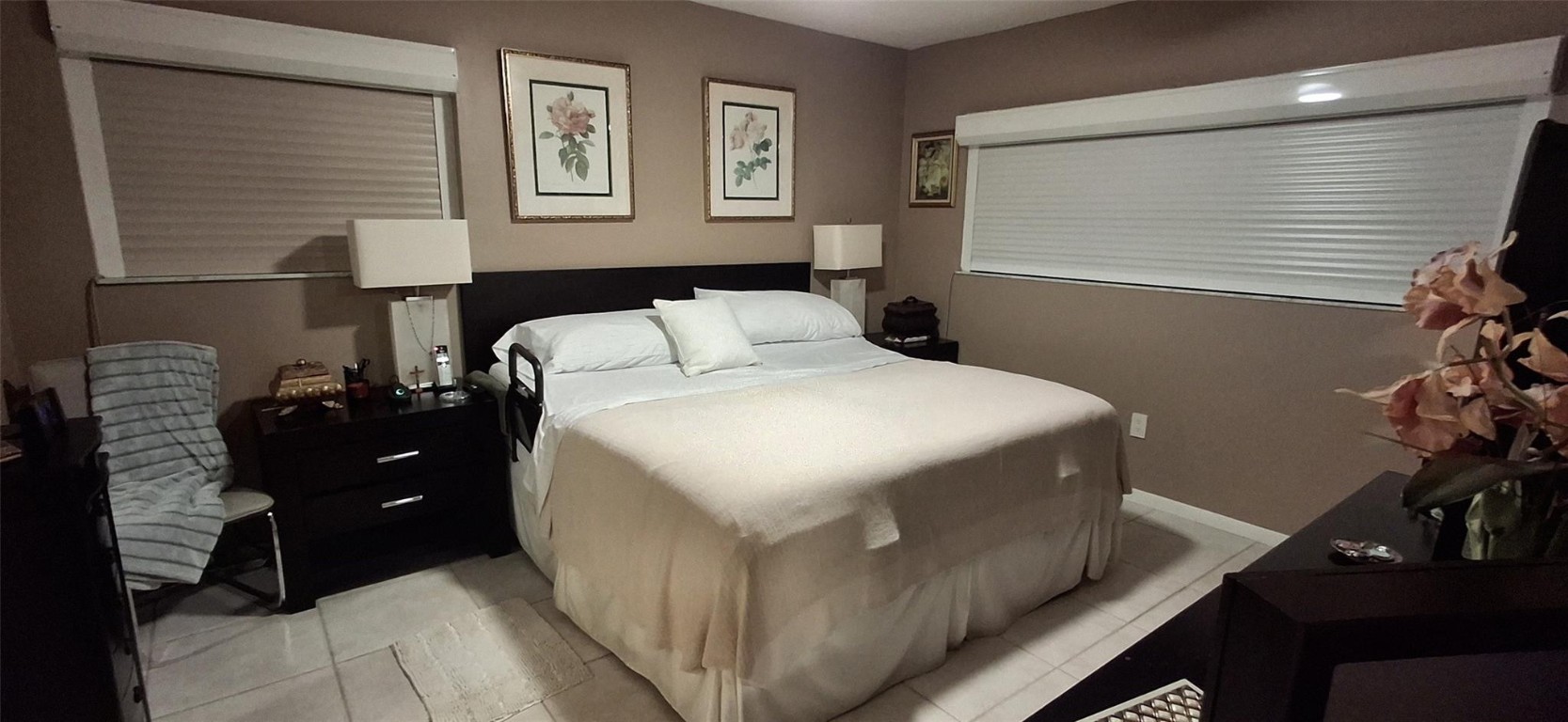 ASHMONT KINGS POINT - Residential