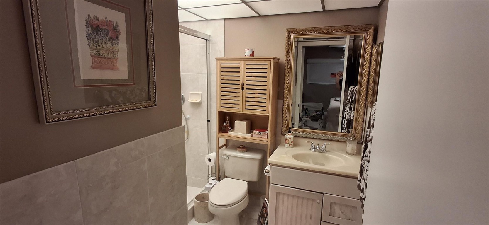 ASHMONT KINGS POINT - Residential