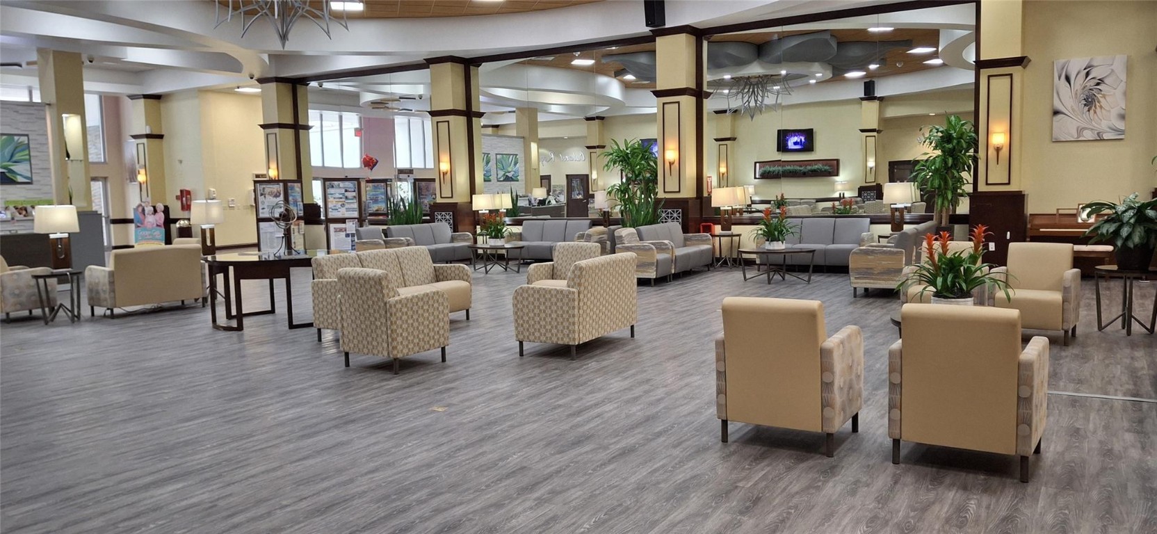 ASHMONT KINGS POINT - Residential