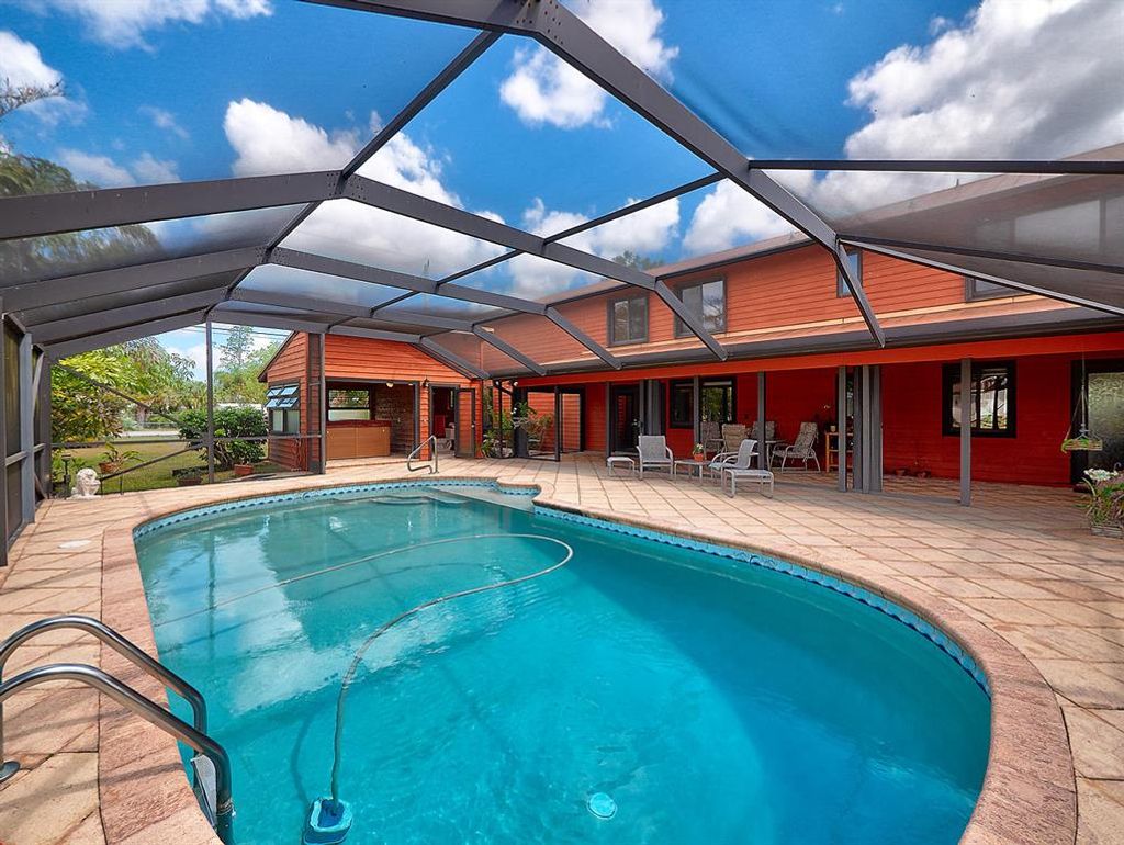 Photo of 8438 SW 18th Avenue, Stuart, FL 34997 (MLS # R10715592)