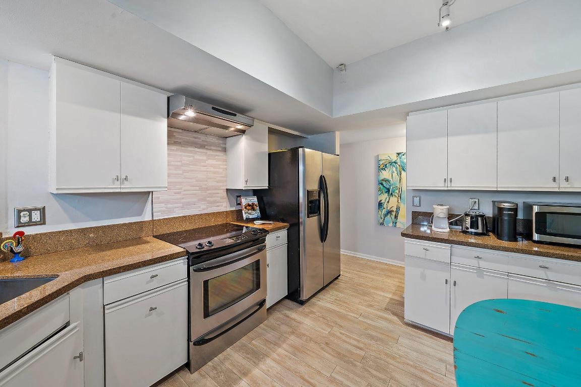 SEA OATS OF JUNO BEACH CONDO - Residential Lease