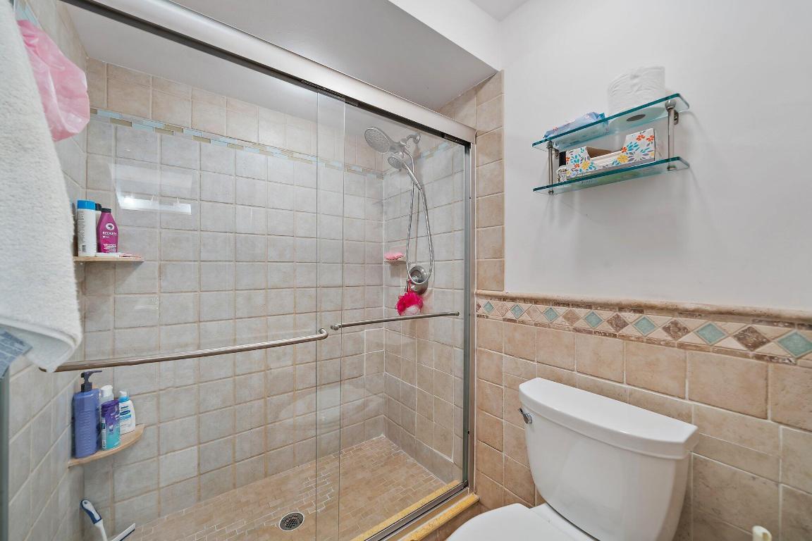 SEA OATS OF JUNO BEACH CONDO - Residential Lease