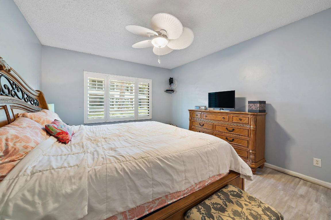 SEA OATS OF JUNO BEACH CONDO - Residential Lease