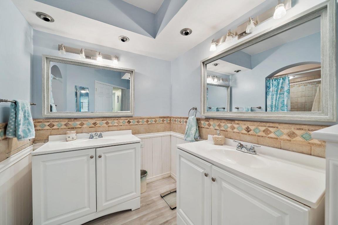 SEA OATS OF JUNO BEACH CONDO - Residential Lease