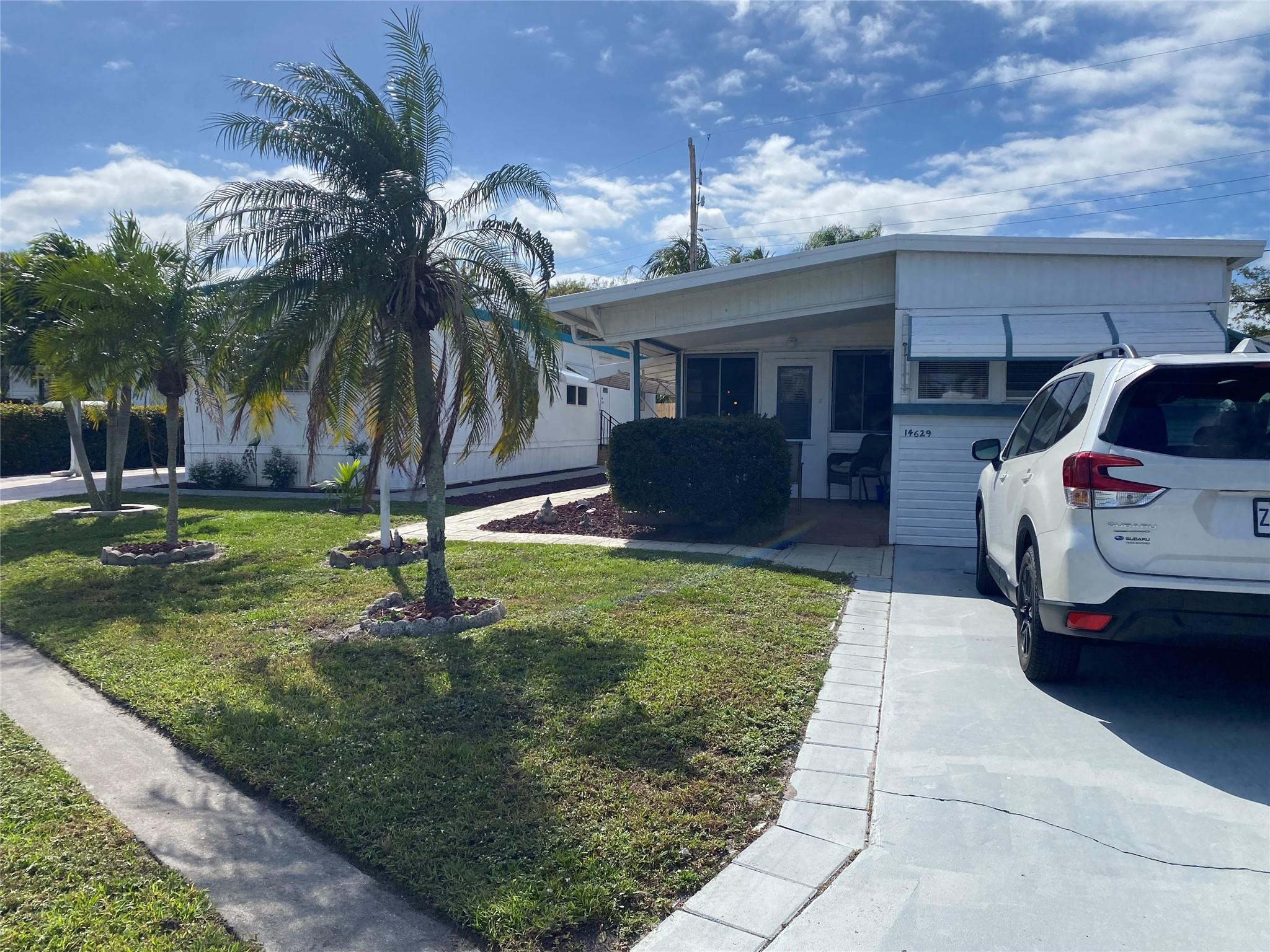 View Delray Beach, FL 33445 mobile home