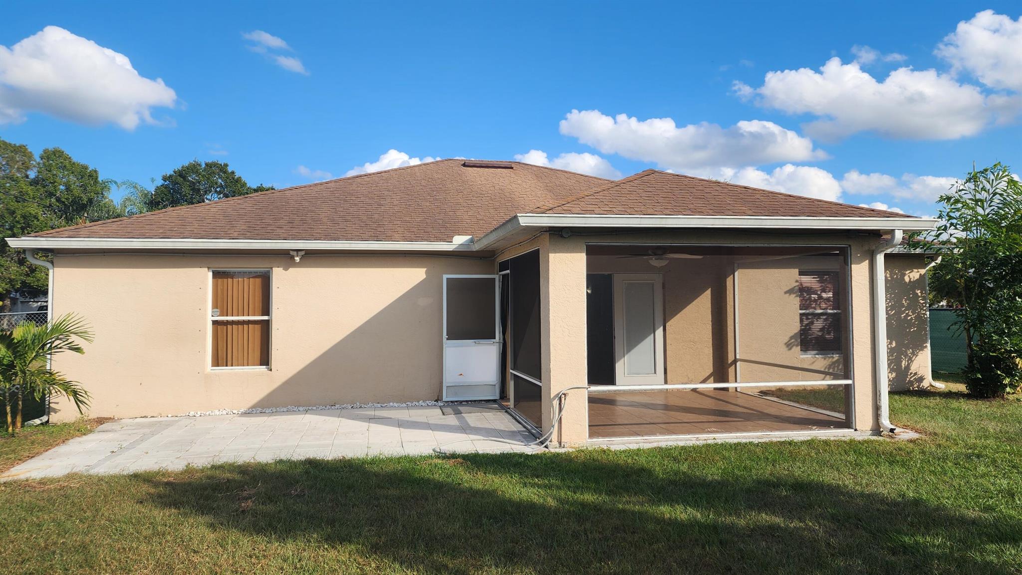 PORT ST LUCIE SECTION 33 - Residential Lease