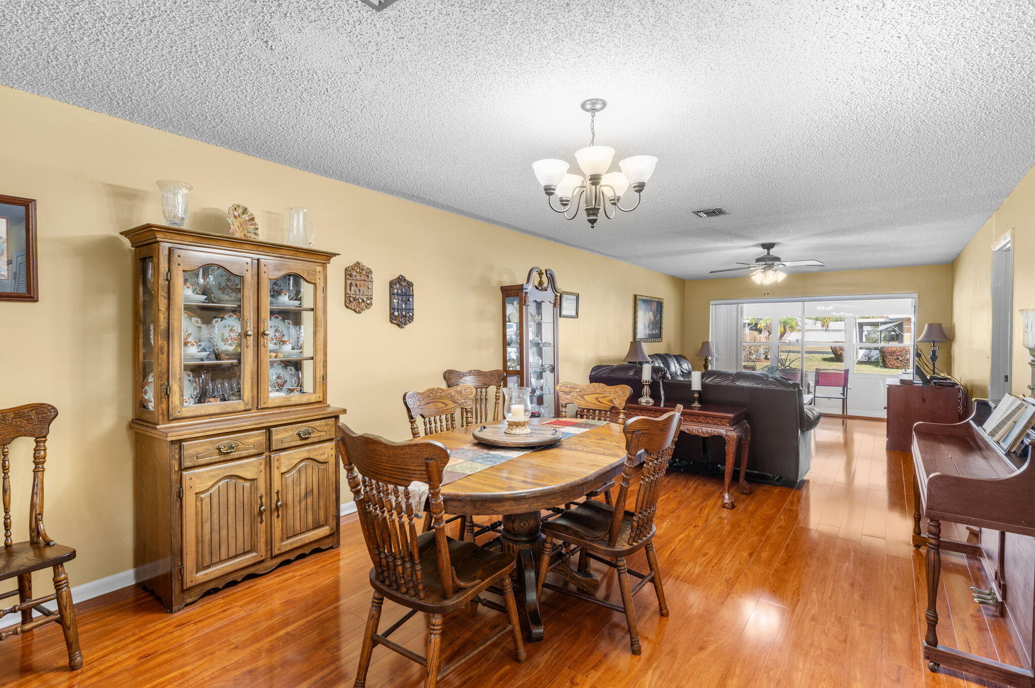 830 Timberview Drive E