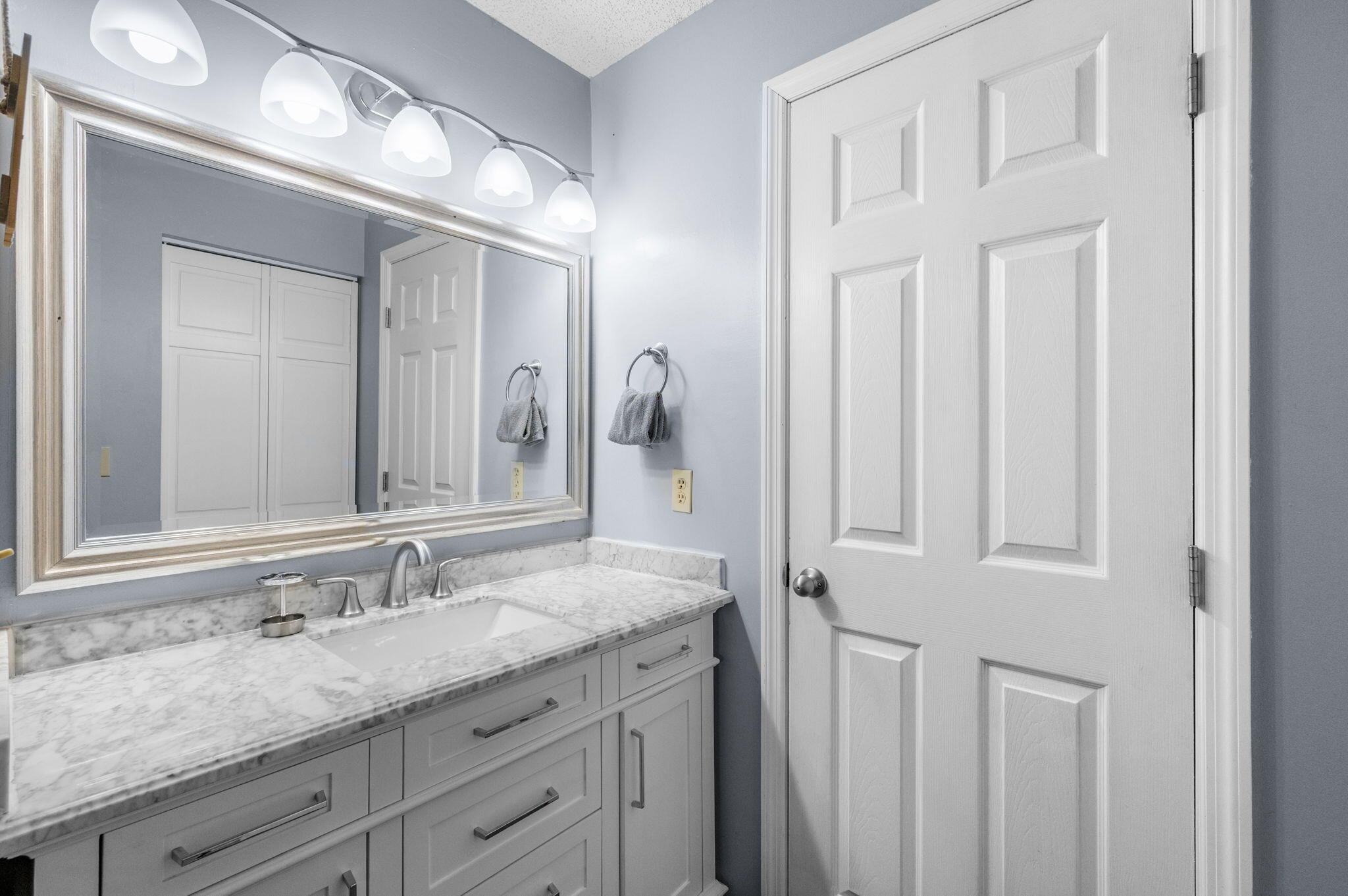 HIGH POINT OF FORT PIERCE CONDOMINIUM SECTION 3 - Residential