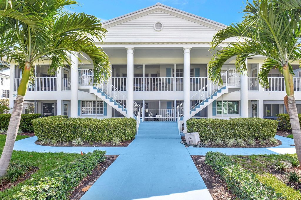 Photo of 201 Venetian Drive #4, Delray Beach, FL 33483 (MLS # R11157924)