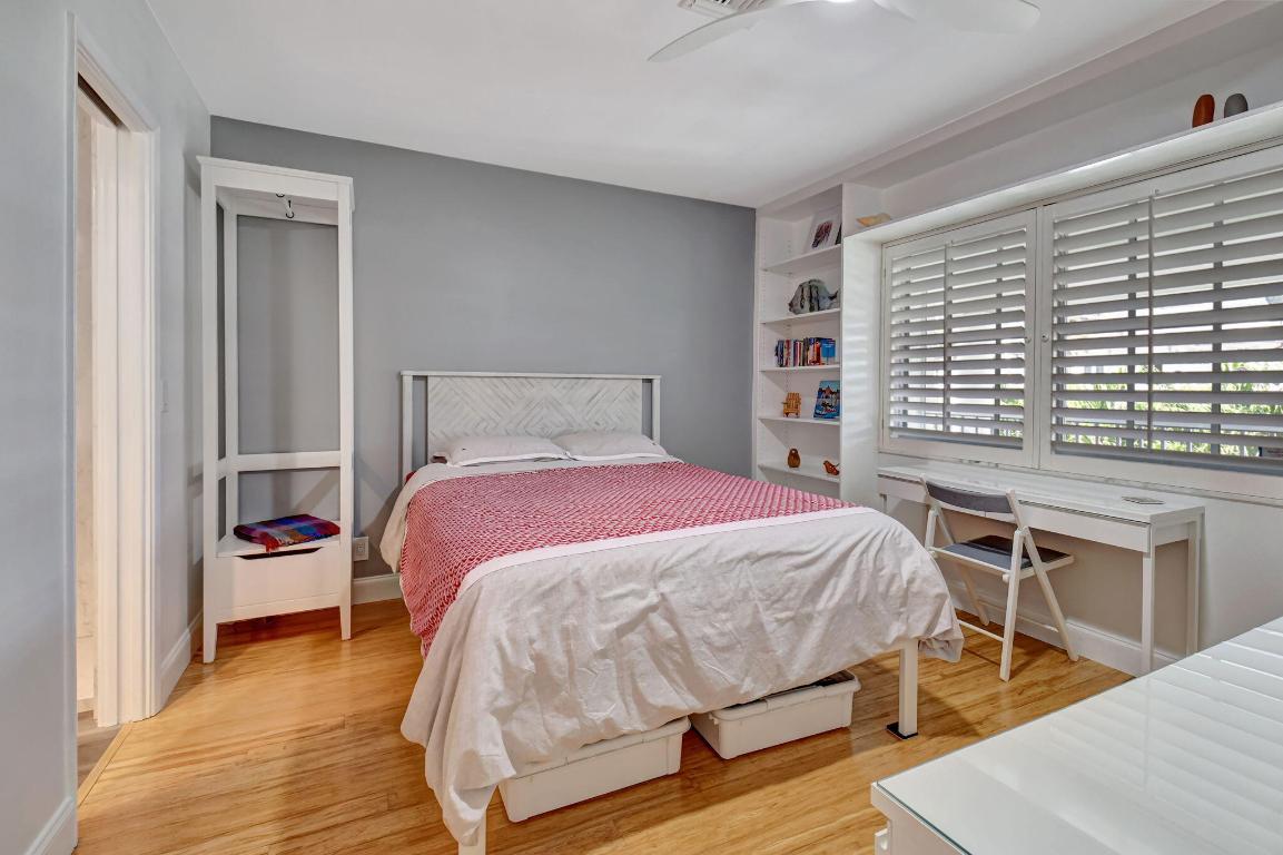 WEDGEWOOD ARMS CONDO - Residential