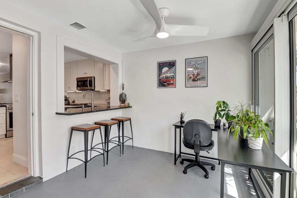 WEDGEWOOD ARMS CONDO - Residential