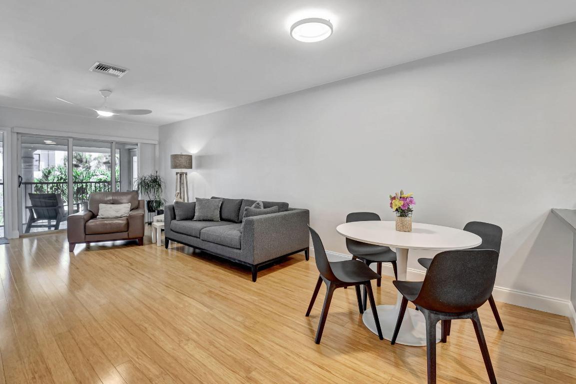 WEDGEWOOD ARMS CONDO - Residential