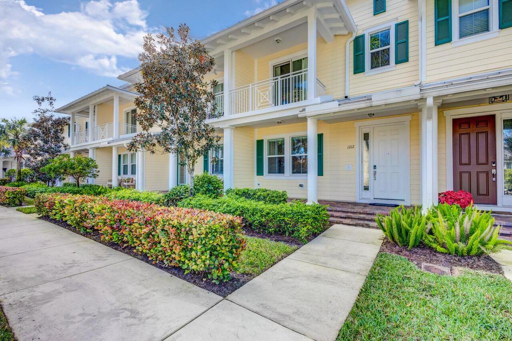 Photo of 1212 S Community Dr, Jupiter, FL 33458 (MLS # R11051140)