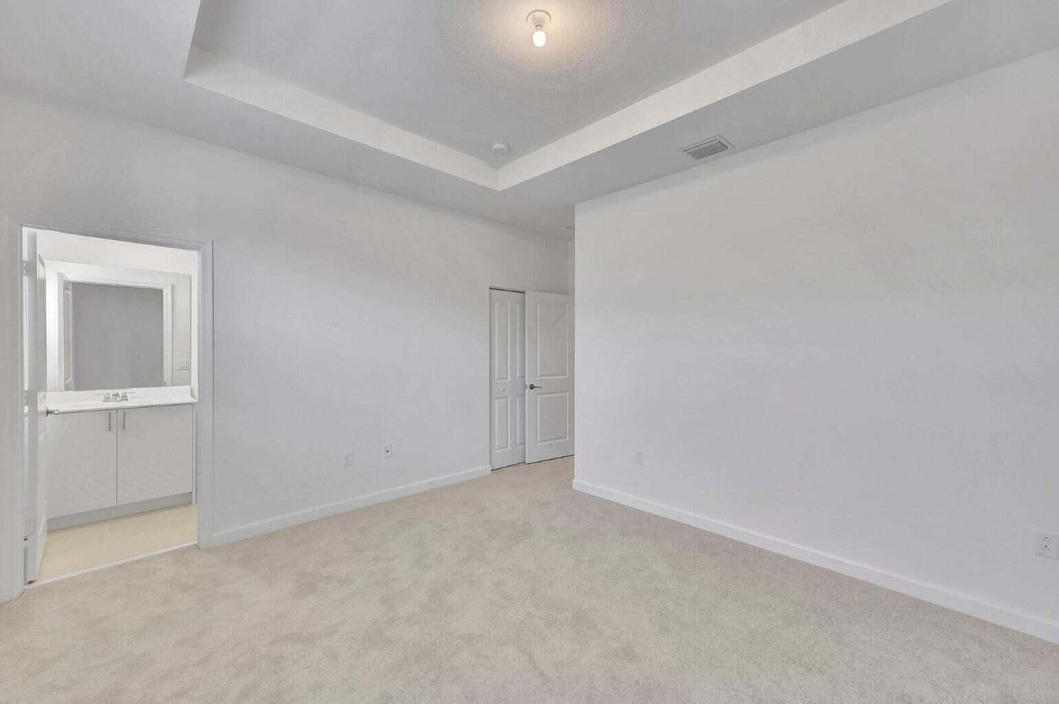 PARADISE PINES - Residential Lease