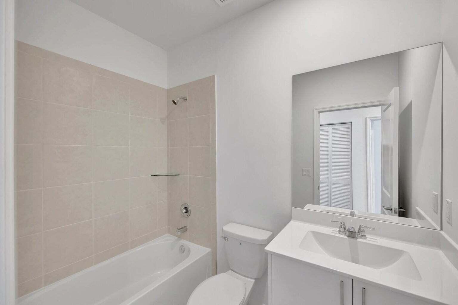 PARADISE PINES - Residential Lease