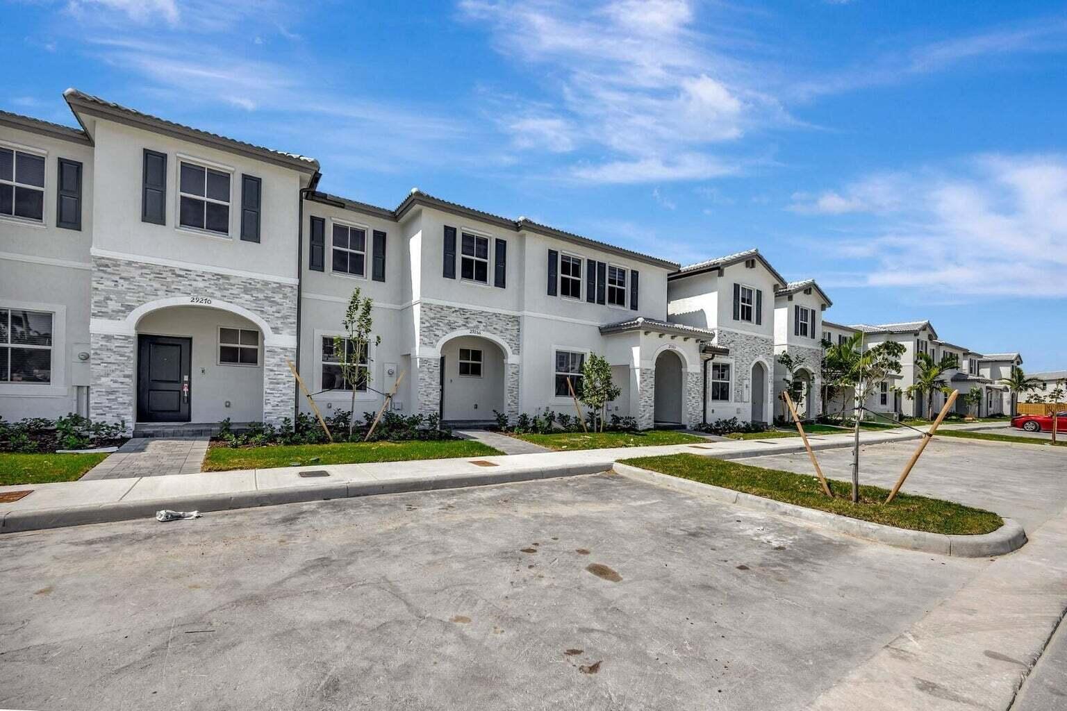 PARADISE PINES - Residential Lease