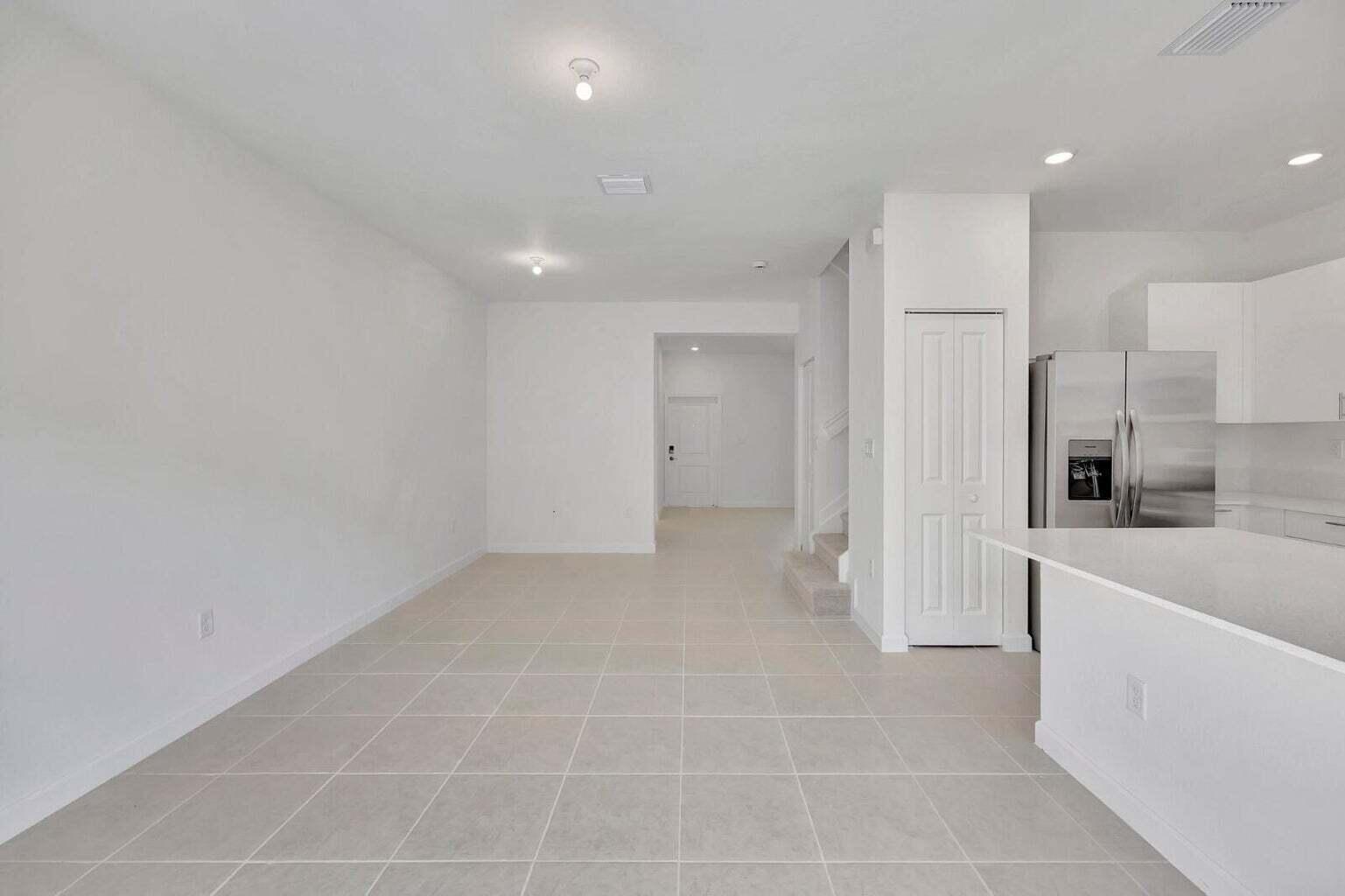 PARADISE PINES - Residential Lease