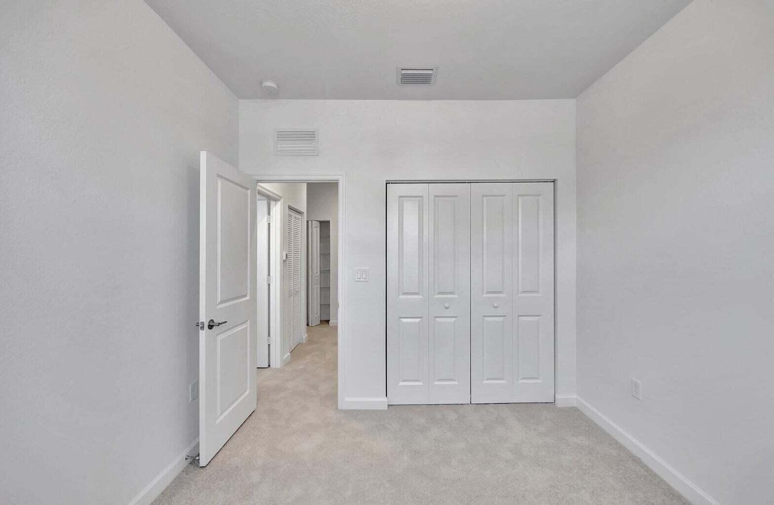 PARADISE PINES - Residential Lease